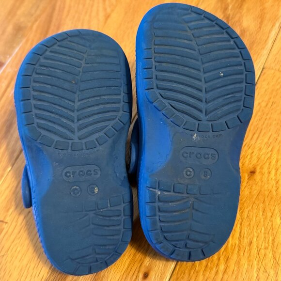 8T Blue Crocs/ Paw Patrol - Picture 4 of 6